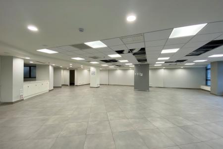 Center of Athens, independent building 2,418 sq.m for rent