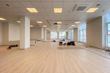 Piraeus, commercial space of 4.550 sq.m, for rent