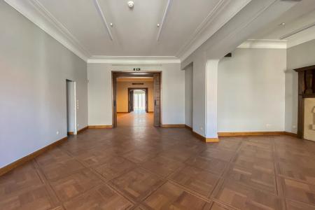 Offices 297 sq.m in Kolonaki, for rent