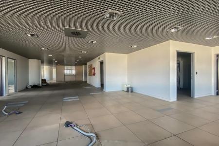 Professional space of 862 sq.m for rent, Metamorfosi