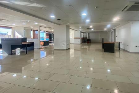 Piraeus, offices 1,400 sq.m for rent