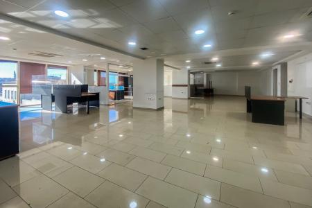 Piraeus, offices 1,400 sq.m for rent
