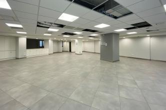 Athens, building 2.420 sq.m. for sale