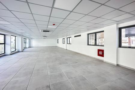 Athens center, independent building 1,470 sq.m for rent