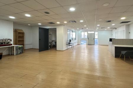 Athens center, building 2,280 sq.m for rent