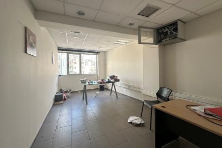 Athens center, building 2,280 sq.m for rent