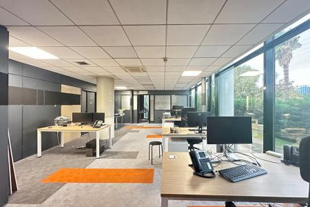 Marousi, offices 356  sq.m for rent