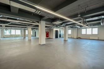 Piraeus stand alone building 6,873 sq.m for rent