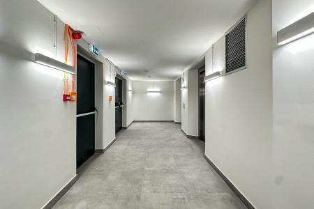 Piraeus stand alone building 6,873 sq.m for rent
