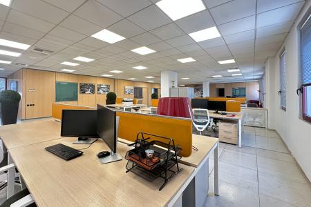 South Athens Alimos, offices 1,050 sq.m for rent