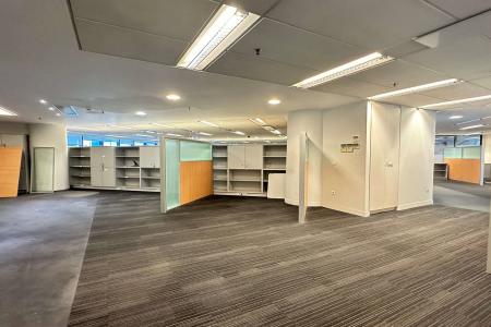 Athens center, offices 2,217 sq.m for rent