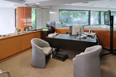 North Athens office space 889 sq.m for rent