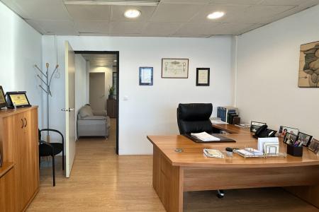 Offices 330 sqm for rent, North Athens