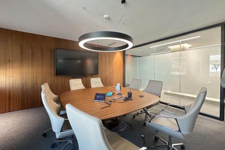 Marousi, 500 sq.m.  office on the 2nd floor available for rent