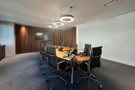 Marousi, 500 sq.m.  office on the 2nd floor available for rent