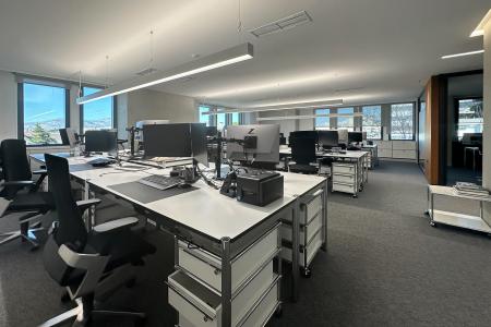 Marousi, 500 sq.m.  office on the 2nd floor available for rent