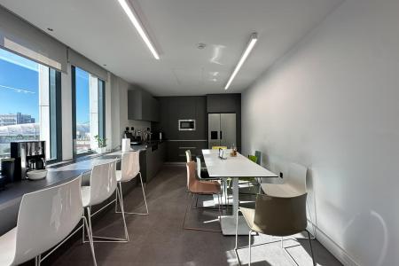 Marousi, 500 sq.m.  office on the 2nd floor available for rent