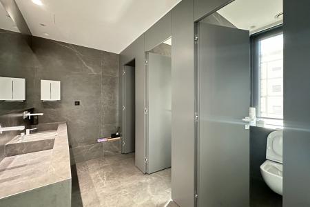 Marousi, 500 sq.m.  office on the 2nd floor available for rent