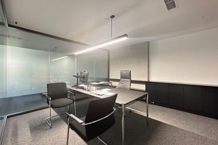 Marousi, 500 sq.m.  office on the 2nd floor available for rent