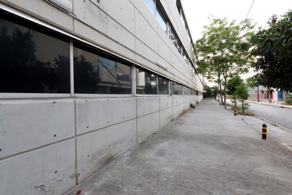 West Athens commercial building 4.800 sq.m for rent