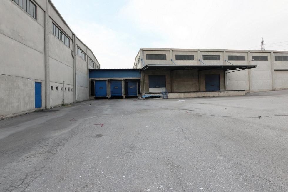 West Attica industrial 5.500 sq.m  for rent