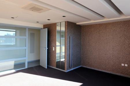 Pallini, offices 440 sq.m. over 1st floor, to let