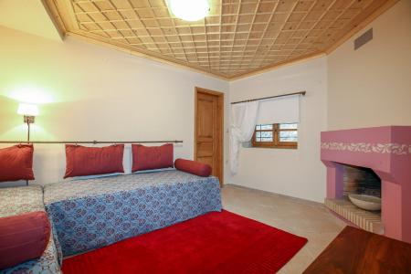 Zagorochoria traditional hostel 344 sq.m for sale