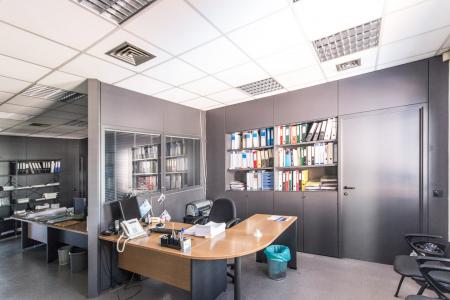 North Athens office property 1.210 sq.m for sale