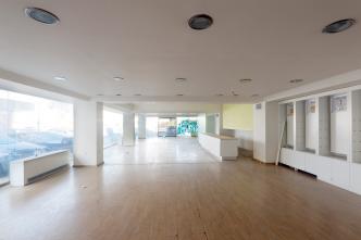 North Athens  shop 550 sqm for rent.