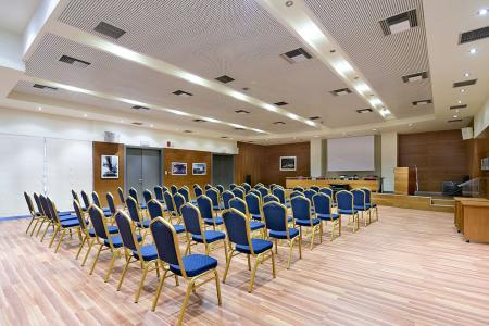 Athens commercial building 5.300 sq.m for rent