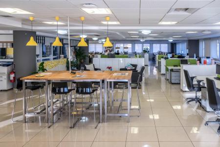 West Athens office building 1.836 sq.m for rent