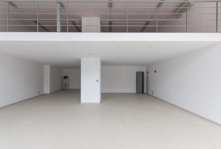 South Athens store 250 sq.m for rent