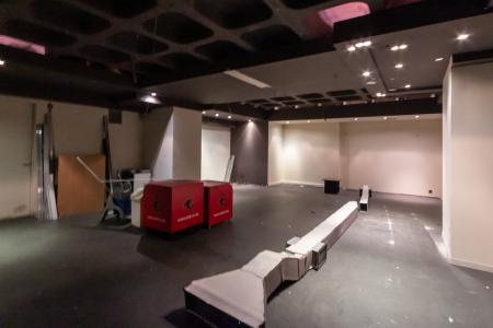 North Athens retail of 950 sq.m for rent