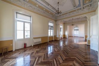 Office of 650 sq.m for rent, Athens center