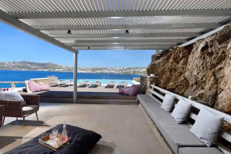 Modern villa of 155 sq.m. for sale in Mykonos