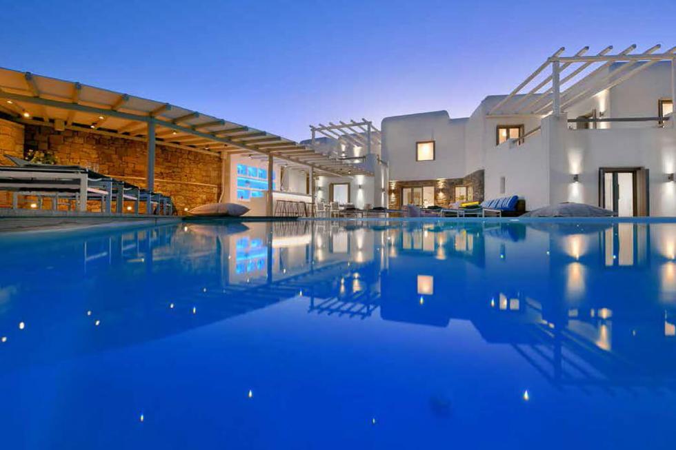 Luxurious residential complex of 300 sq.m., Mykonos