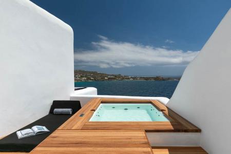 Greek villa of 5 bedrooms and private pool, Mykonos