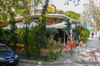 North Athens facade retail 121 sq.m for sale