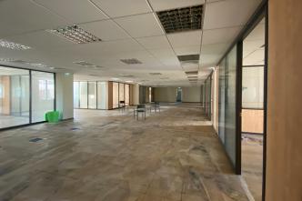Office floor 1.180 sq.m for rent, North Athens