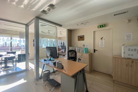 Commercial building 1.704 sq.m for rent, South Athens