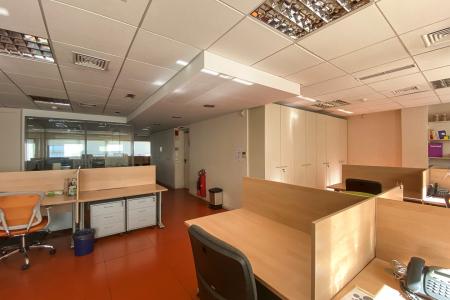 Commercial building 1.704 sq.m for rent, South Athens