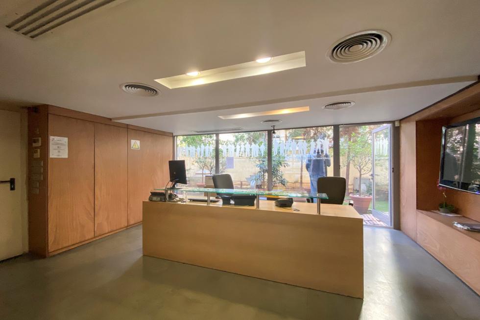 Commercial building 1.704 sq.m for rent, South Athens