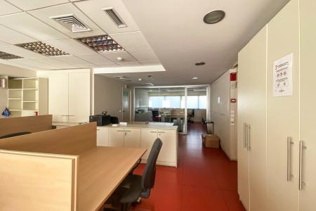 Commercial building 1.704 sq.m for rent, South Athens