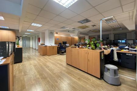 Athens independent building 2.400 sq.m for rent