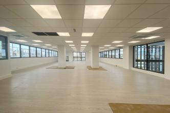 Offices of 930 sq.m for rent, north Athens