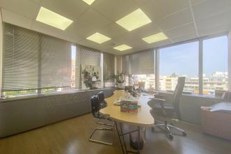 Athens, office of 168 sq.m for rent