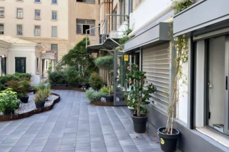 Office of 701 sq.m in the center of Athens for rent