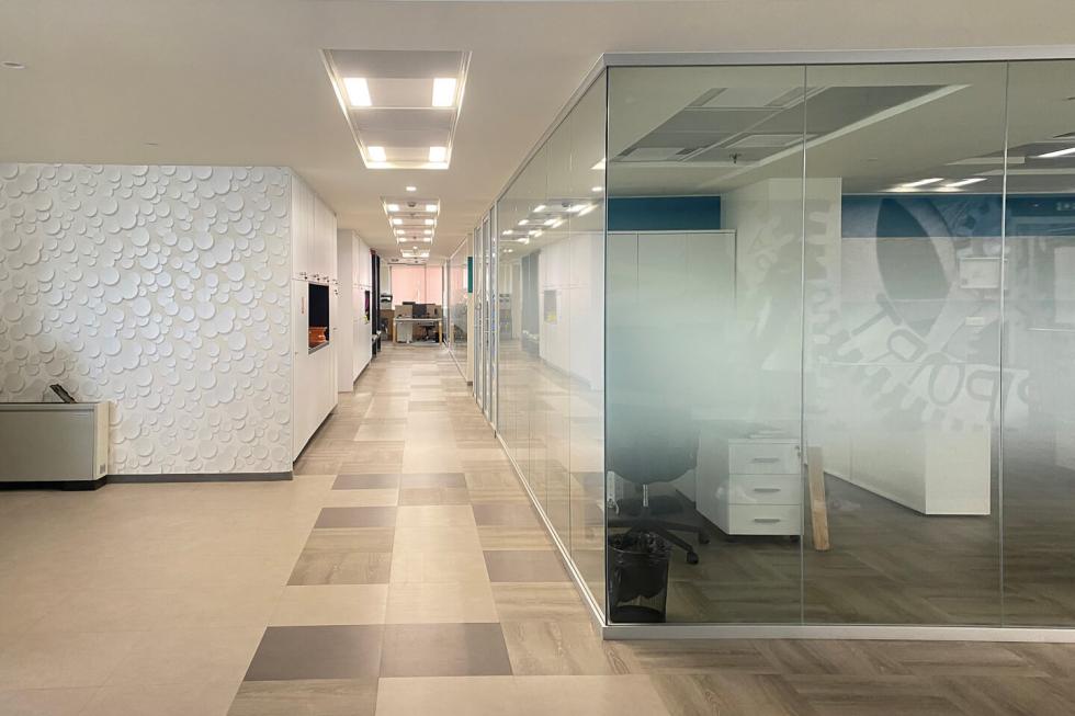 Athens, office of 1.782 sq.m for rent