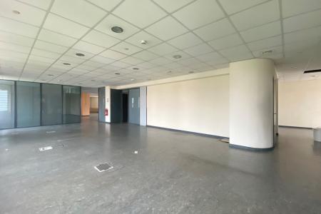 Kallithea, office of 580 sq.m for rent
