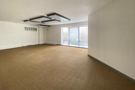North Athens office spaces 445 sq.m for rent